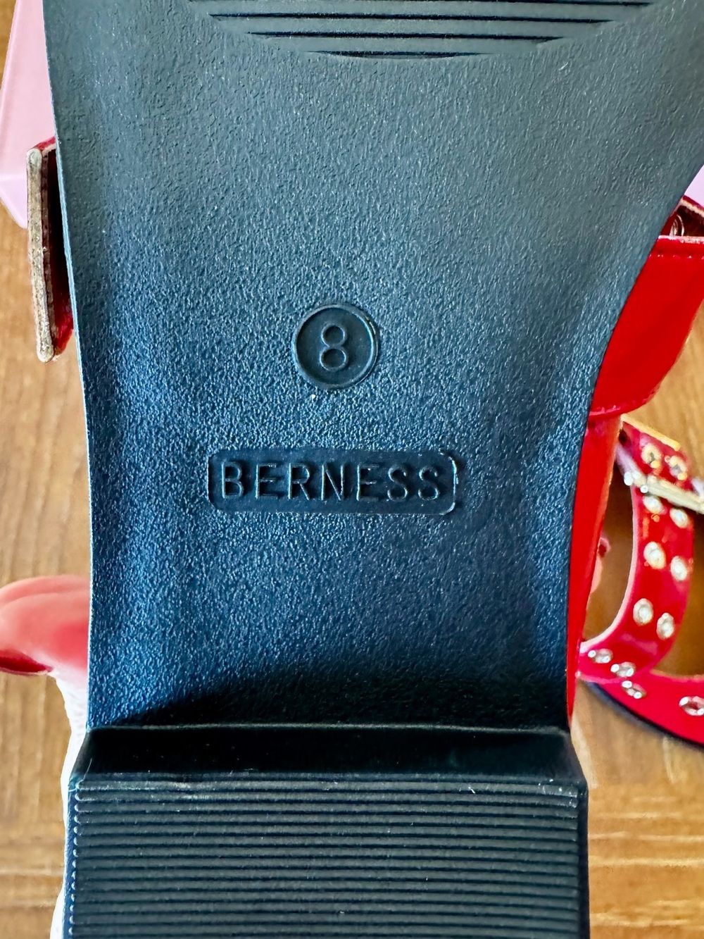 NWT red Berness Astra Grommet Mary
Jane flat 8.5 (marked 8, runs big) - Picture 9 of 13